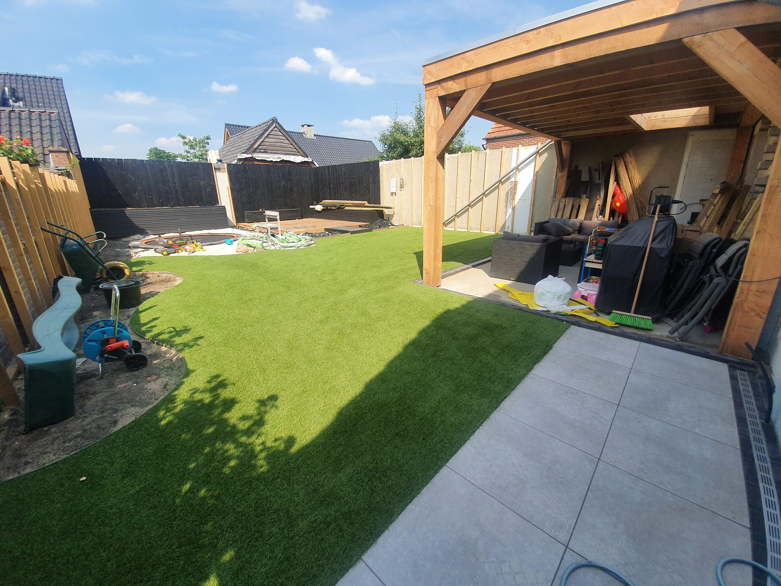 Vlonder en kunstgras